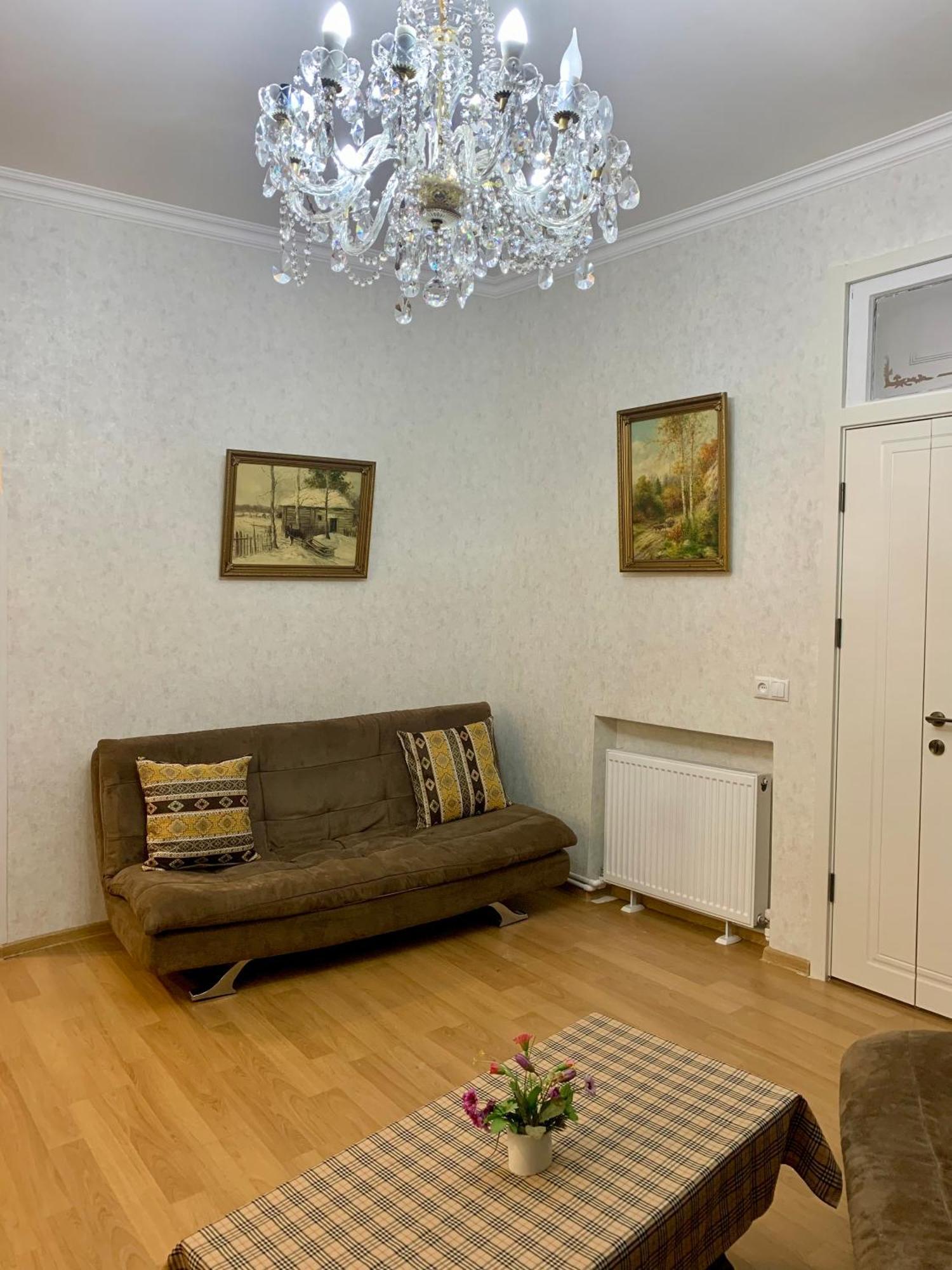 Best Location Renovated Home Тбілісі Екстер'єр фото